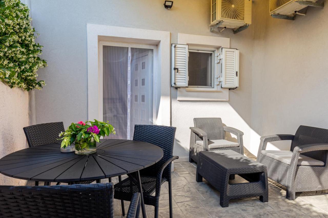 Fouki Apartments Ipsos Beach 外观 照片
