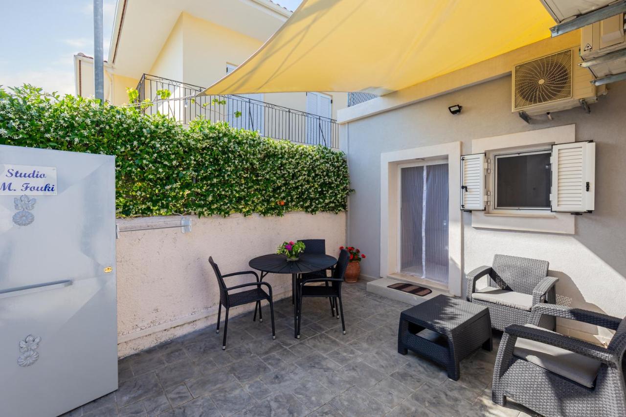 Fouki Apartments Ipsos Beach 外观 照片